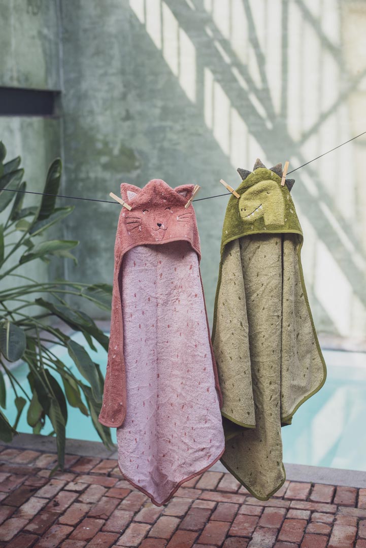 Hooded towel | 70x130cm - Mr. Dino